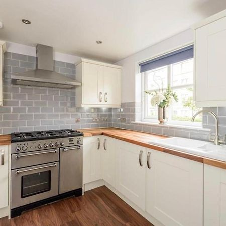 Cosy Roseburn Apartment, Edinburgh - 2 Bedrooms, Free Parking المظهر الخارجي الصورة