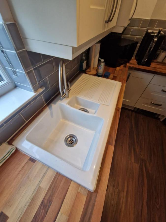 Roseburn Apartment, Edinburgh - 2 Bedrooms, Free Parking المظهر الخارجي الصورة