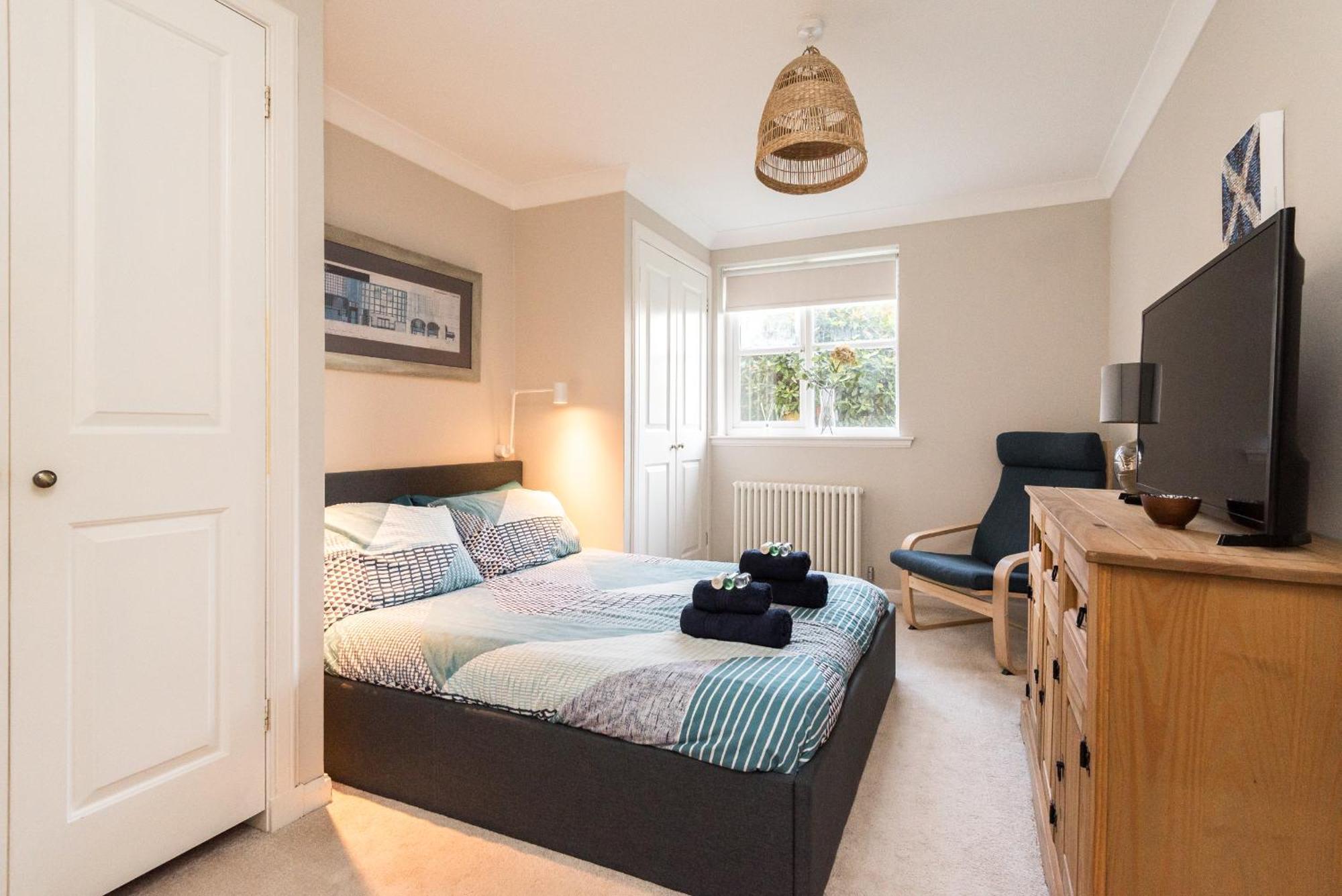 Cosy Roseburn Apartment, Edinburgh - 2 Bedrooms, Free Parking المظهر الخارجي الصورة