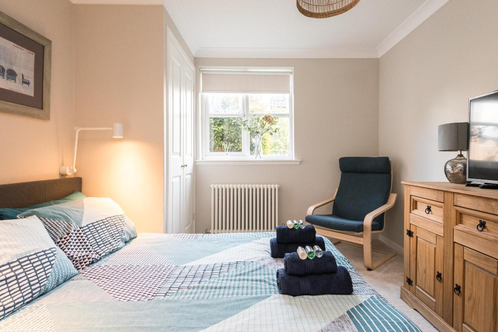 Cosy Roseburn Apartment, Edinburgh - 2 Bedrooms, Free Parking المظهر الخارجي الصورة