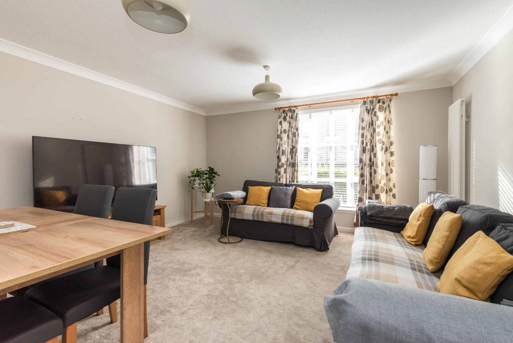 Roseburn Apartment, Edinburgh - 2 Bedrooms, Free Parking المظهر الخارجي الصورة